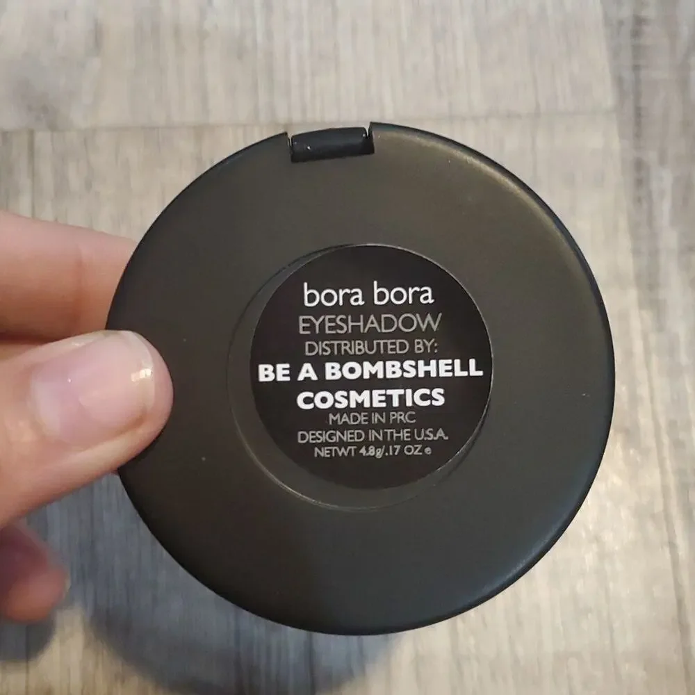 𝅺Be a bombshell cosmetics bora bora eyeshadow